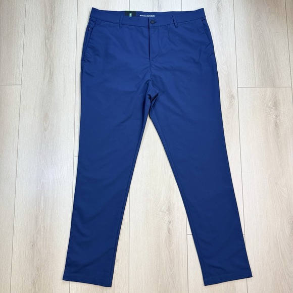 Banana Republic Men's Flat Front Pants Blue 38x34 Polyester Stretch Classic Fit - Picture 1 of 7